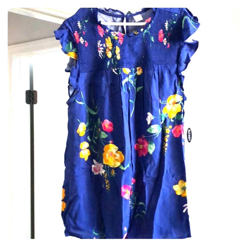 Old Navy Flutter Sleeve top